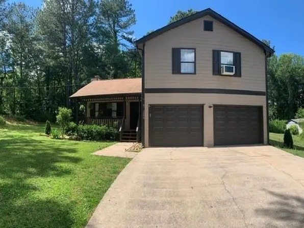 1500 Country Ct, Auburn, GA 30011