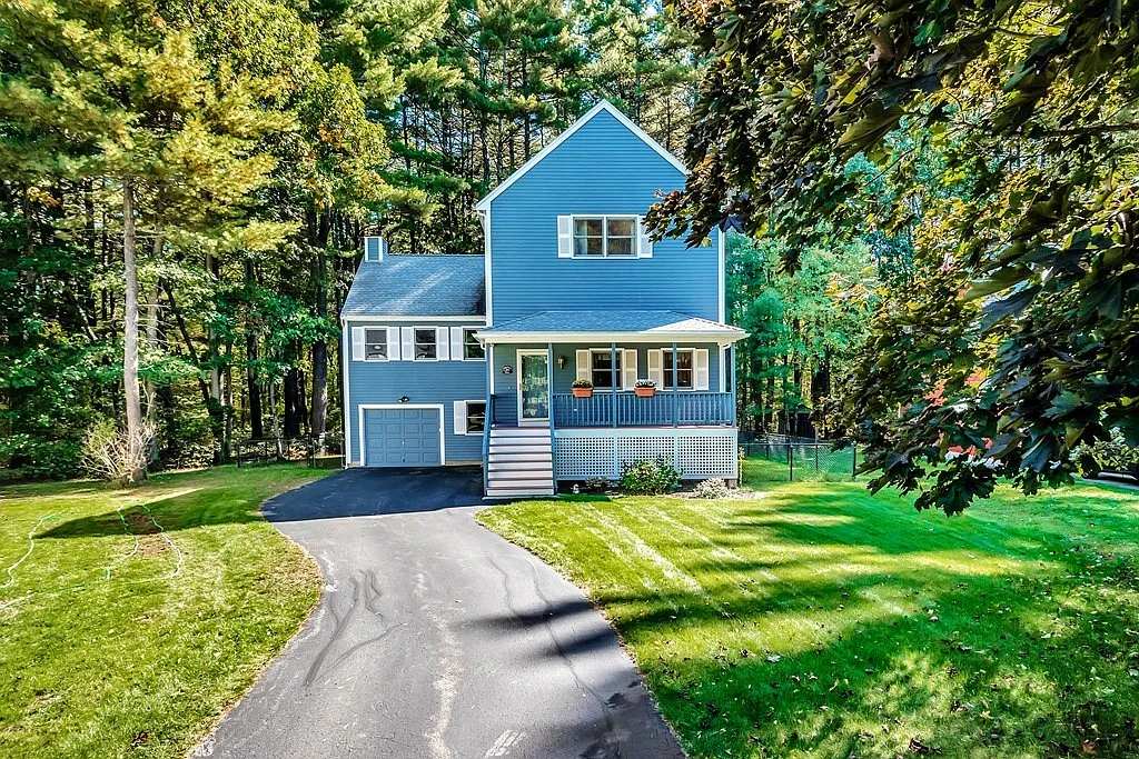 Building Photo - 47 Winterberry Way