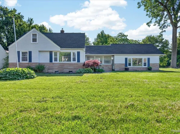 14916 Alexander St, Livonia, MI 48154