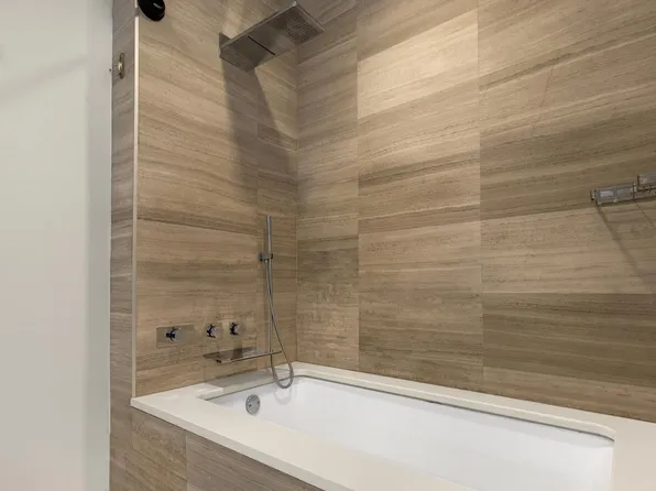 160 Imlay Street image 13 of 17