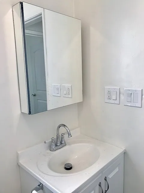 Lovely 1 Bedroom Apartment — Photo 3