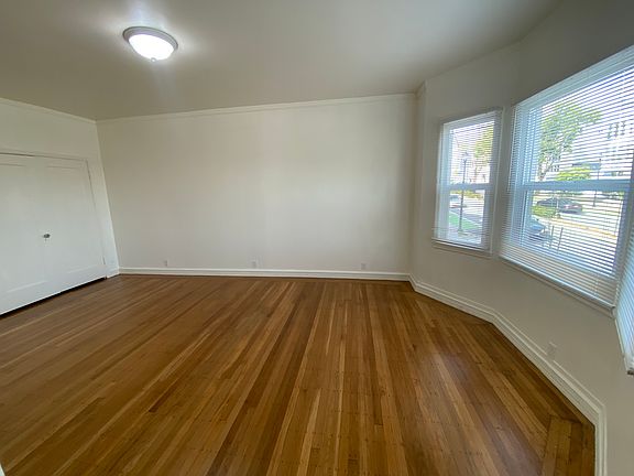 4th image of 1808 Fulton St #4