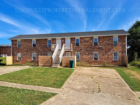 419 Woodcreek Dr #1, Radcliff, KY 40160