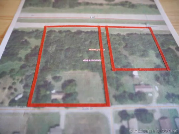 206 E Scott St, Henryetta, OK 74437