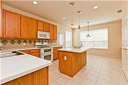 3rd image of 4914 Windy Brook Ln