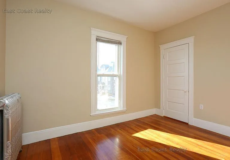 1 Orient Ave #2 — Photo 8