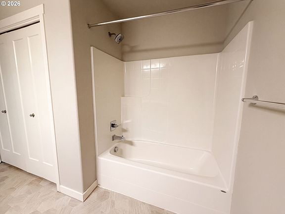 5th image of 16417 NW Chadwick Way Unit 203