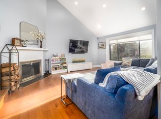 183 Sandcastle Ky, Secaucus, NJ 07094