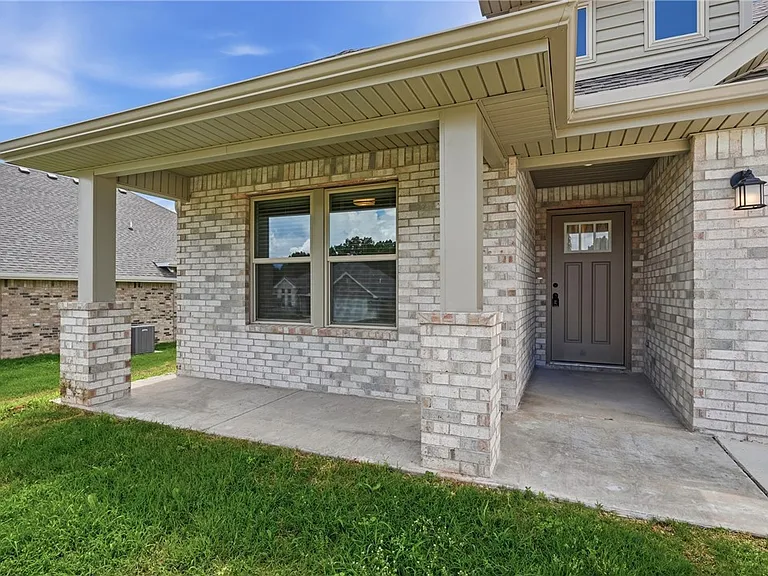 5089 Vista Ave — Photo 3