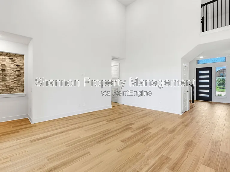24610 Bardona Way — Photo 8