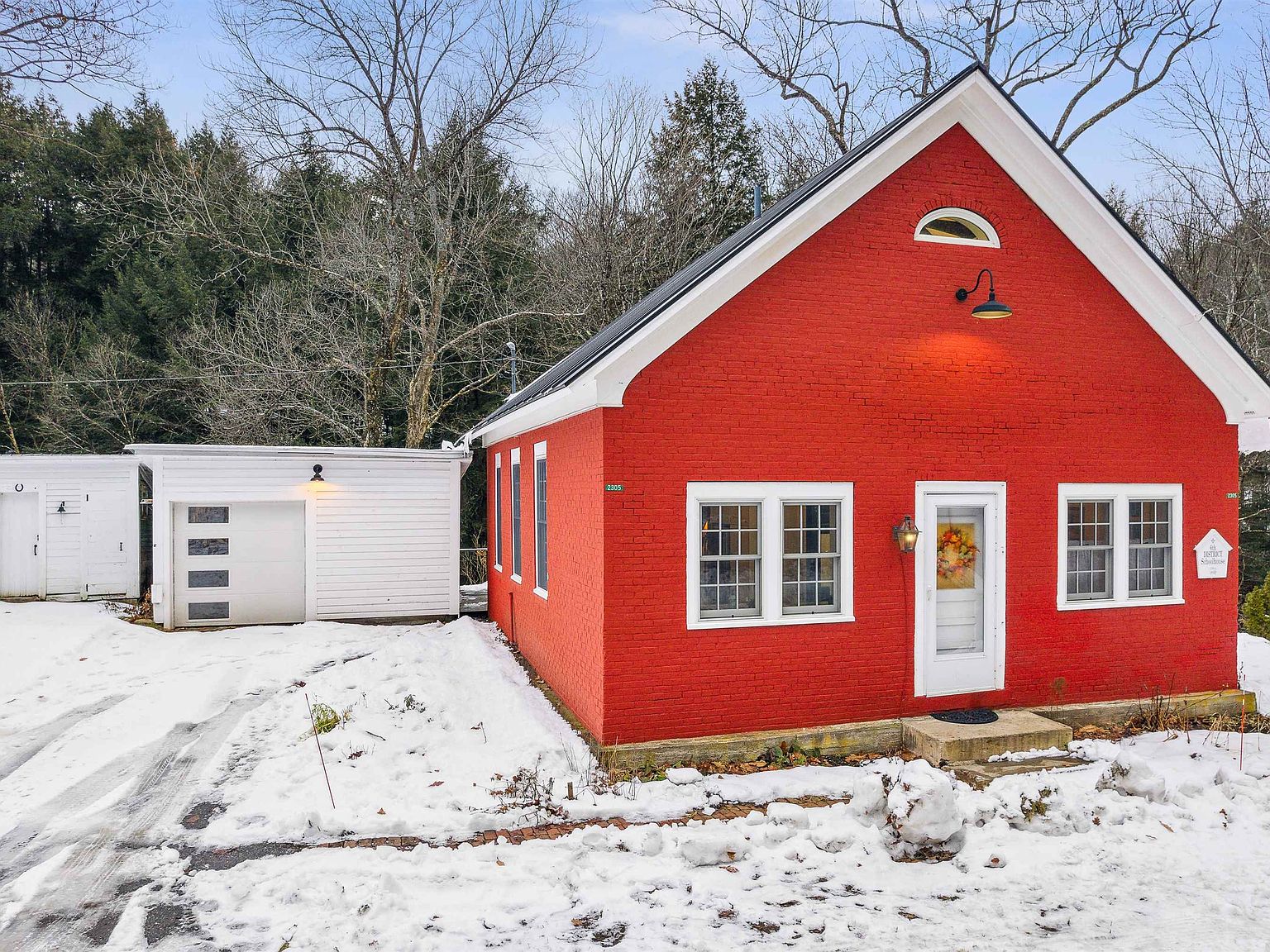 2305 County Road, Windsor, VT 05089 Zillow