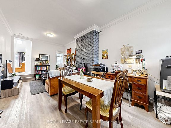 5th image of 44 Mitchell Ave