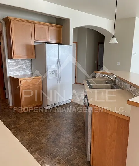 1808 W Clearview Dr — Photo 8