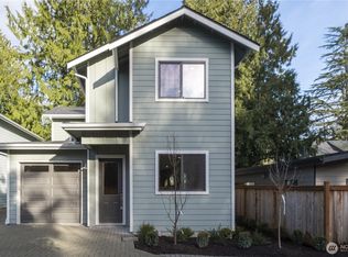 11043 19th Ave NE, Seattle, WA