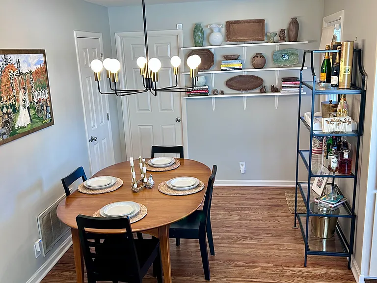 441 Annex Ave — Photo 3
