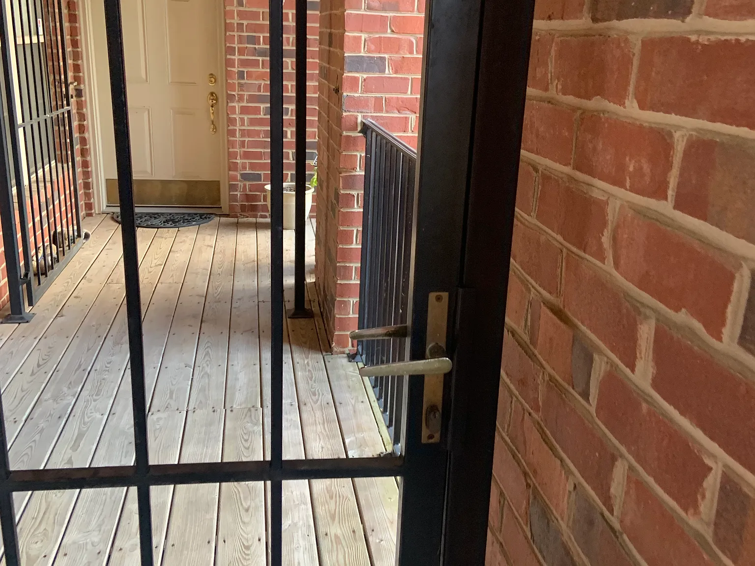2 bed, 1122 sqft, $2,200 — Photo 4