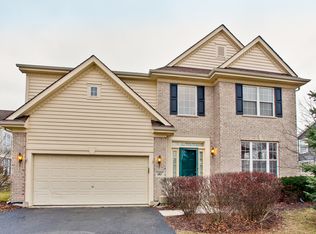 187 Baltusrol Dr, Vernon Hills, IL 60061