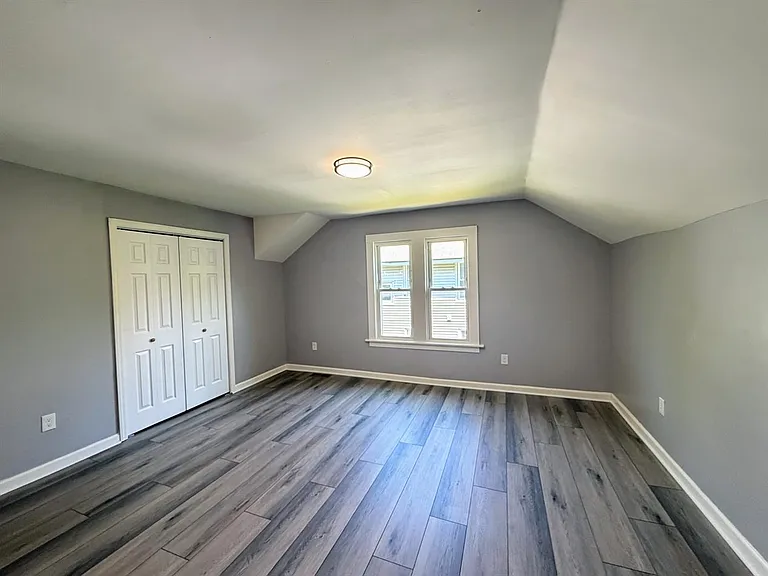 85 Rochelle St — Photo 7
