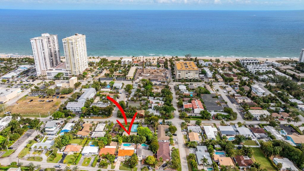 305 HIBISCUS Avenue, photo 2