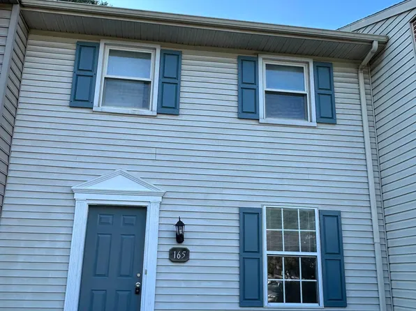 165 Stonehouse Ln, Columbia, PA 17512
