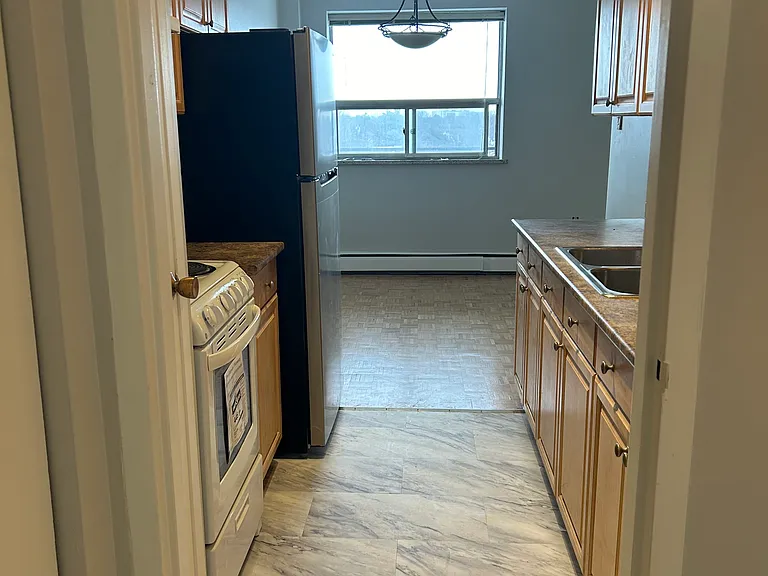 2095 Prospect St — Photo 16