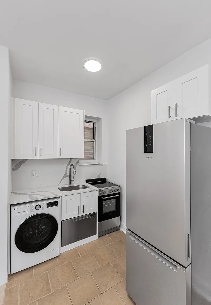 139 East 13th Street — Photo 1