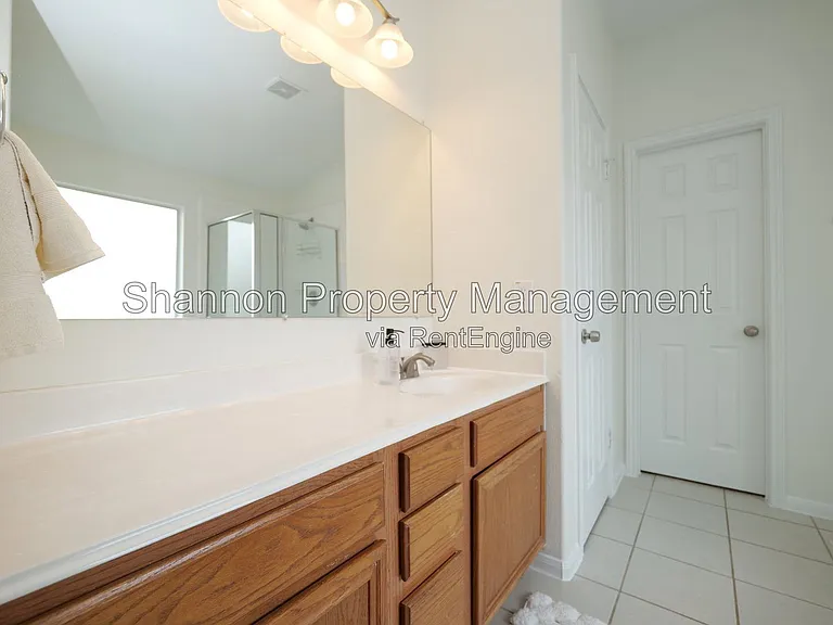 1203 Lavender Shade Ct — Photo 44