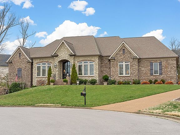 4th image of 2712 Bering Ct