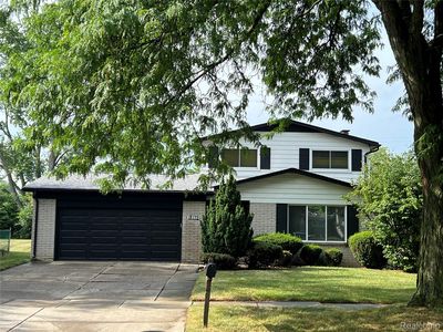 18172 Jeanette St, Southfield, MI, 48075