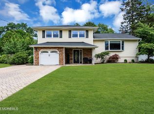 118 Sun Valley Road, Toms River, NJ 08755