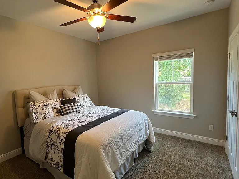 3169 Heritage Oaks Cir — Photo 10
