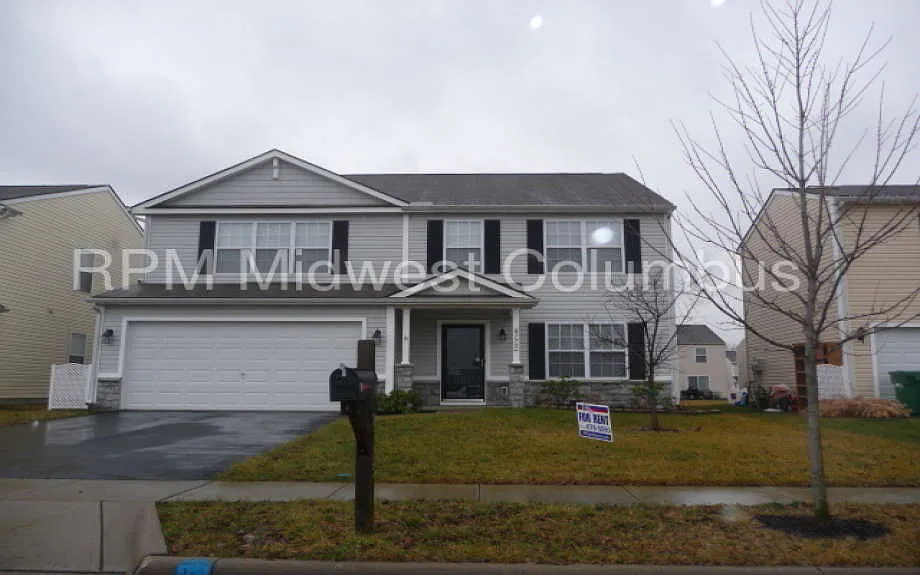 8175 Grant Park Ave photo 1