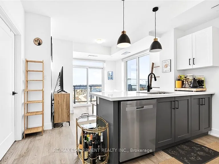 470 Dundas St E #710 — Photo 9