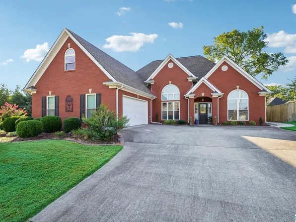 4347 Longwood Dr, Gardendale, AL 35071