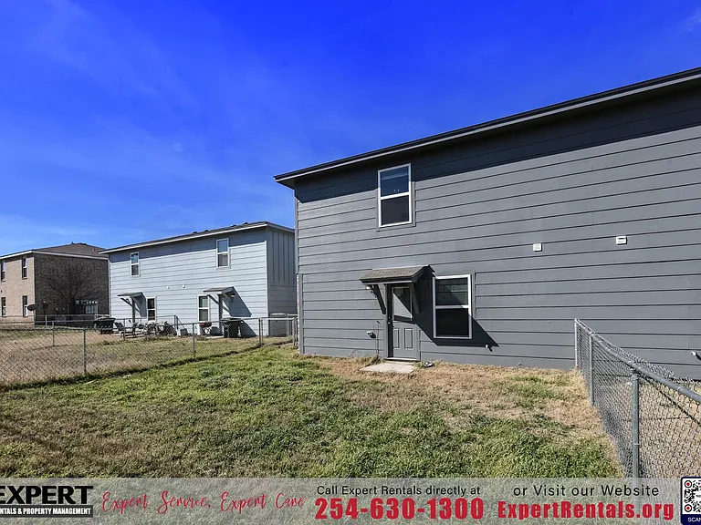 2816 Leroy Cir #B — Photo 21
