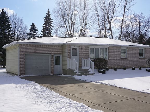 3rd image of 44 Lyrae Dr