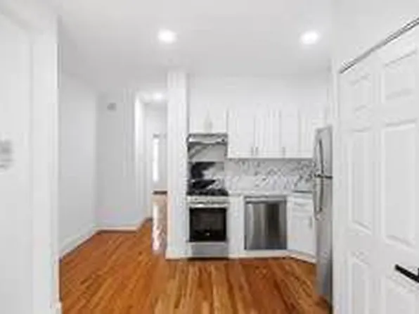 571 Macdonough Street image 13 of 22