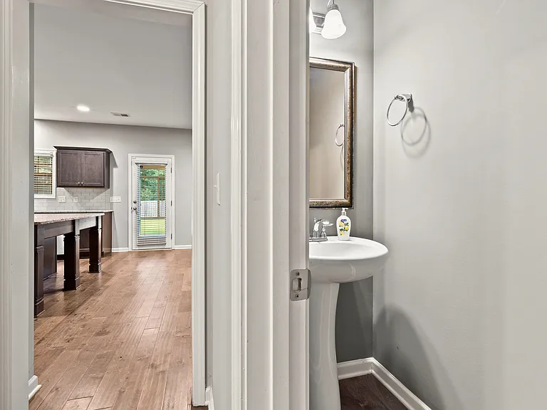 830 W Richland Cir — Photo 13