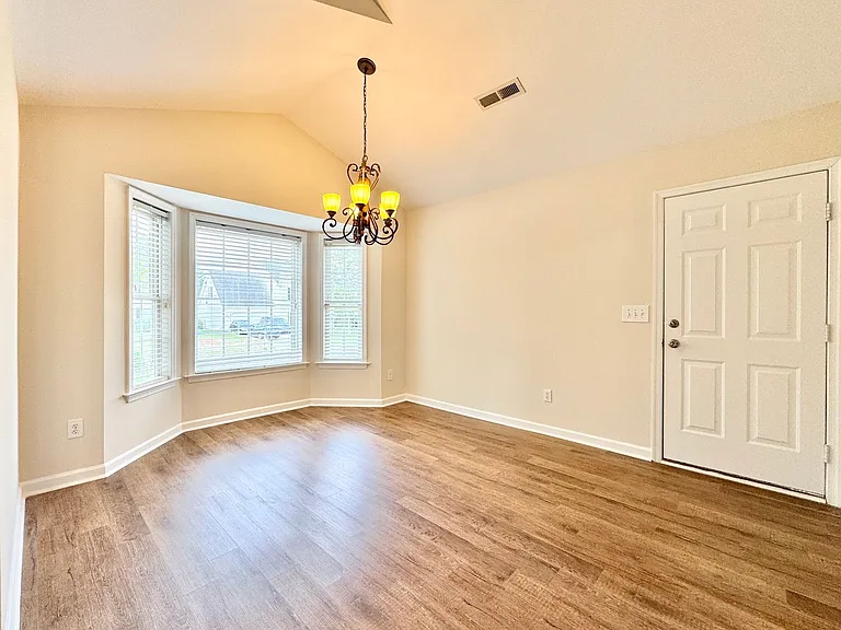 3529 Bent Trace Dr — Photo 5
