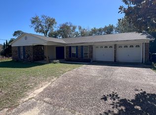 4555 Treeline Dr, Pensacola, FL 32504