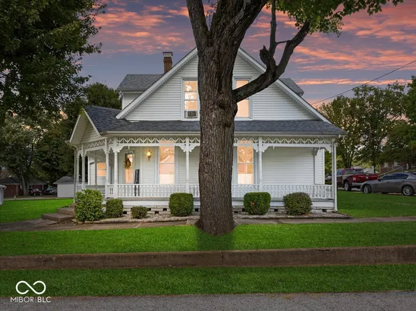 308 E Franklin St, Saint Paul, IN 47272