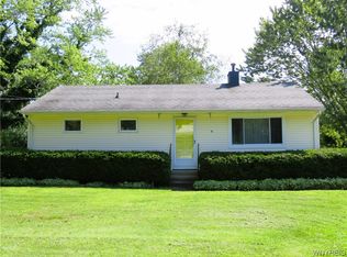 26 Lerczak Dr, Angola, NY 14006