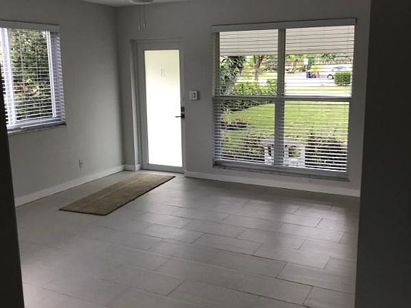 4th image of 2051 NE 56th St APT 3