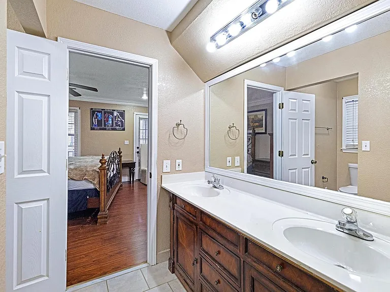 728 Saybrook Cir NW — Photo 20