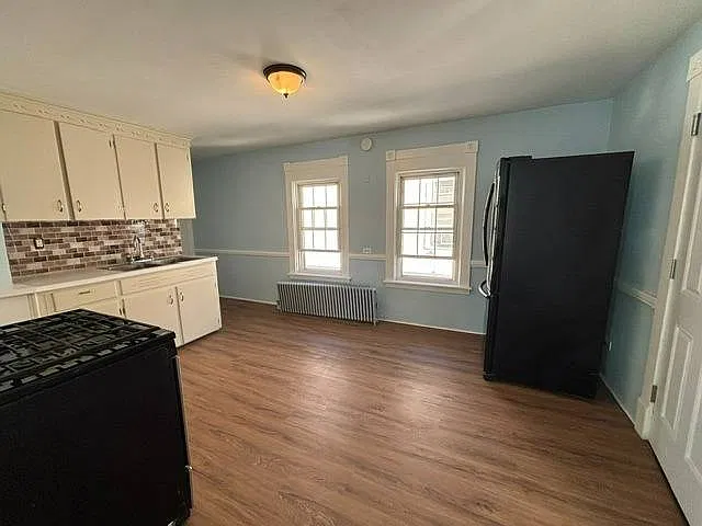 2 bed, 1.0 bath, $1,400 — Photo 1