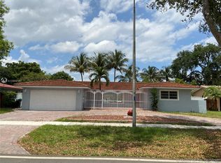 6365 S Miami Lakeway, Miami Lakes, FL 33014