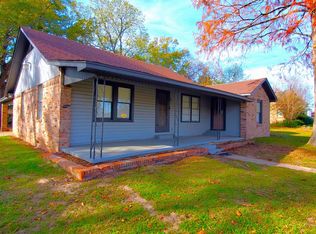 209 Mount Sylvan St, Lindale, TX 75771