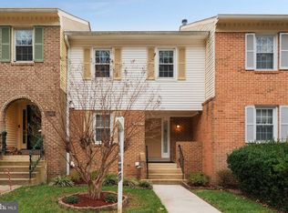5880 Langton Dr, Alexandria, VA 22310
