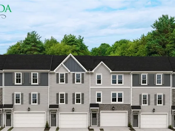 1608 Canterbury Dr #216B, Imperial, PA 15126