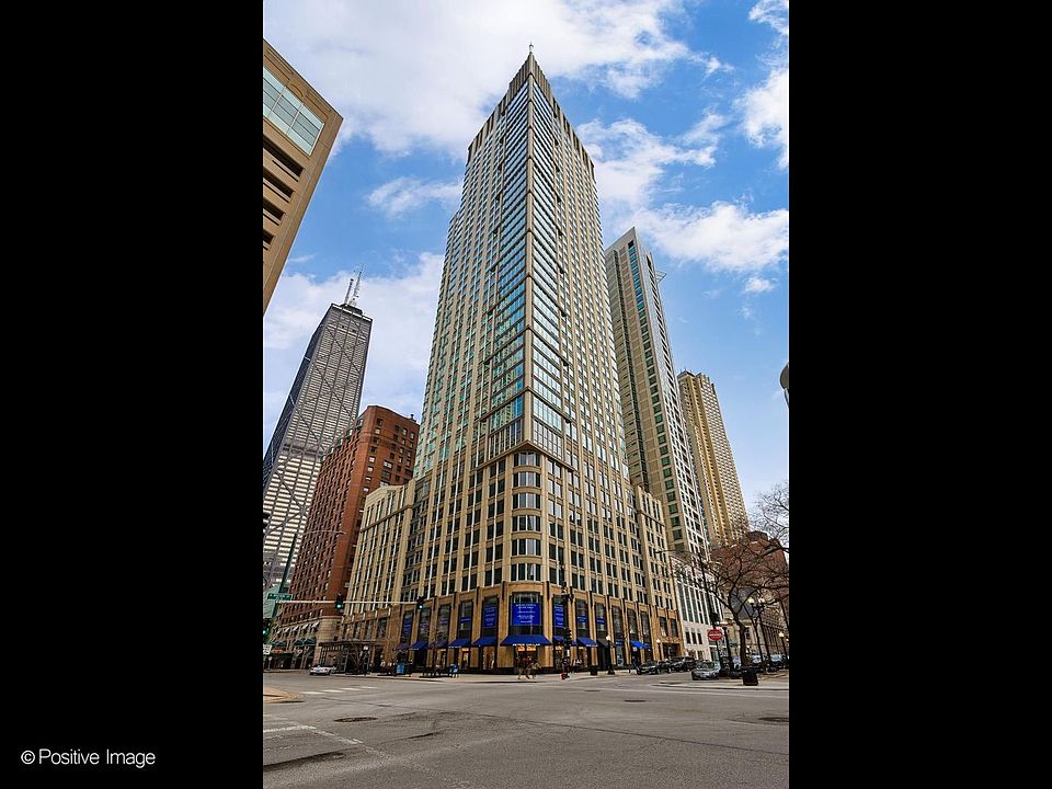 1st image of 57 E Delaware Pl APT 3503
